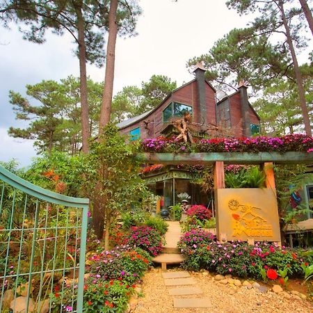 Rosie Garden Mang Den Hotel Kon Von Kla Luaran gambar